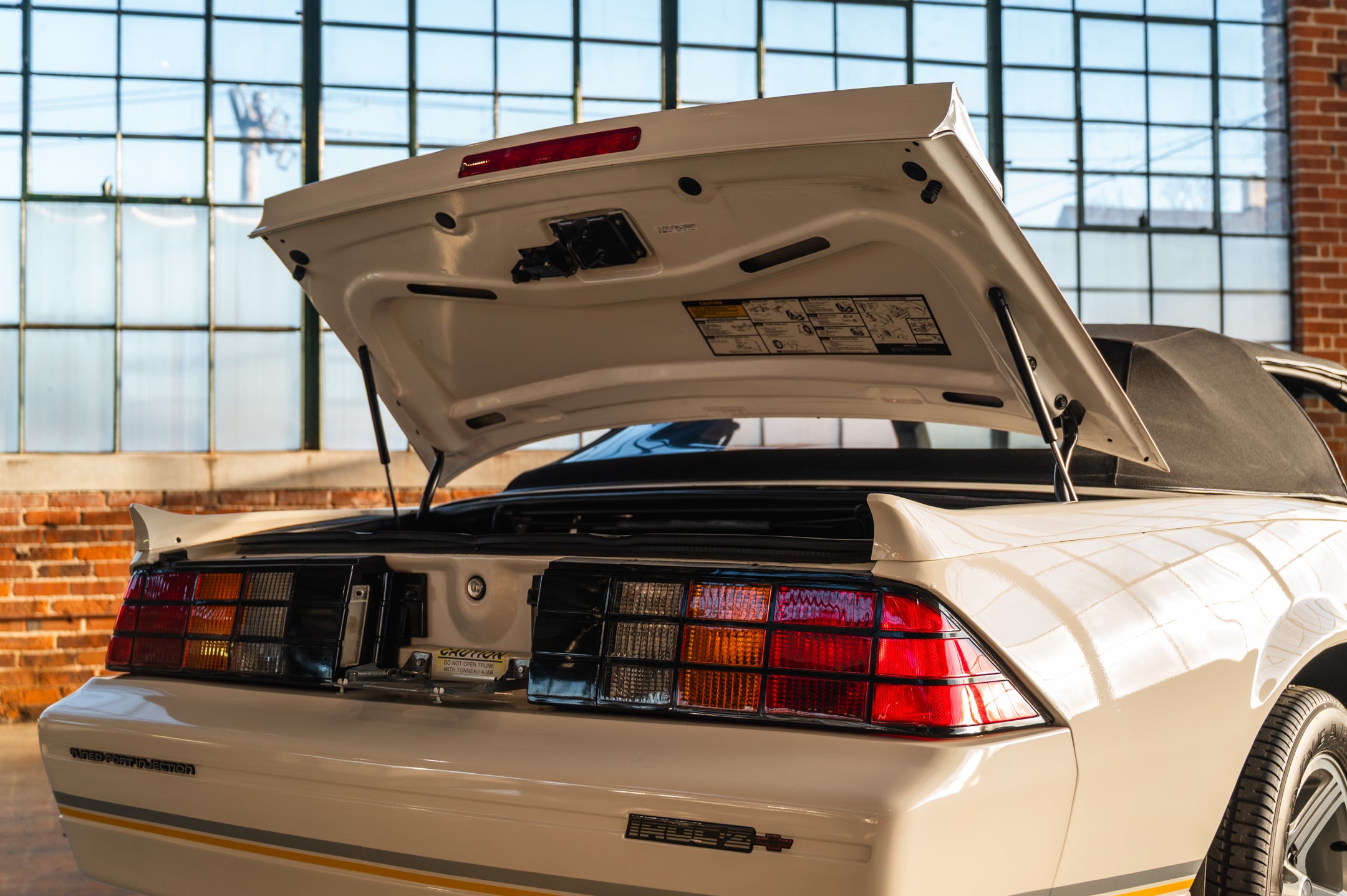 Image of 1989 Chevrolet Camaro IROC-Z Convertible
