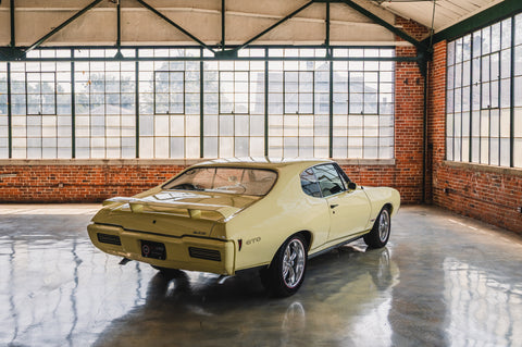 1968 Pontiac GTO - Mayfair Maize